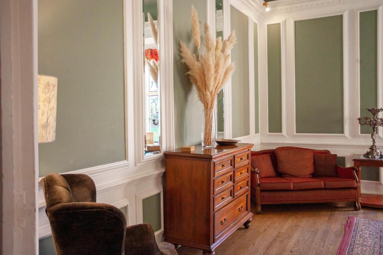 The Manor At Bickley Hotel Bromley Bagian luar foto