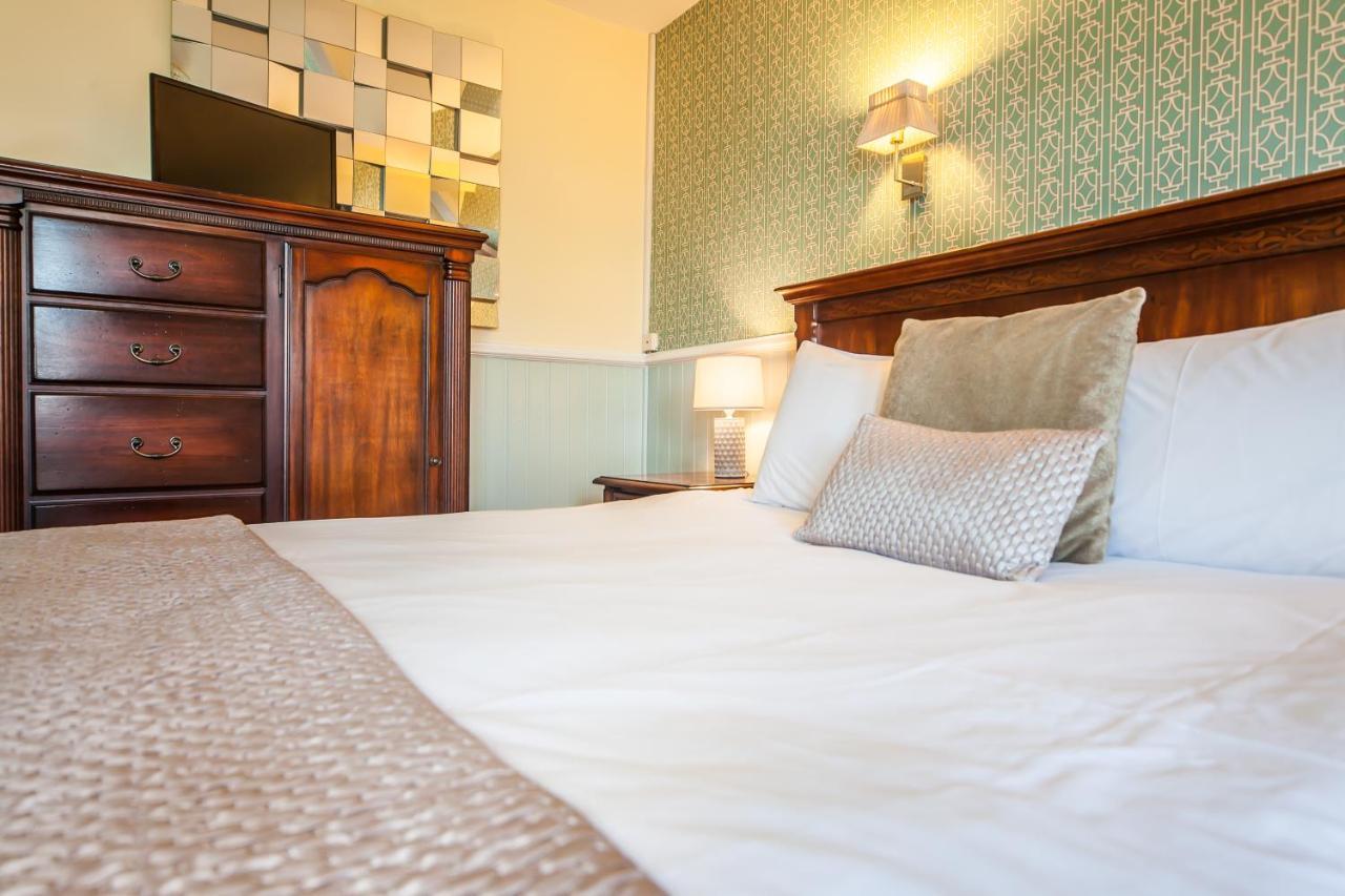 The Manor At Bickley Hotel Bromley Bagian luar foto