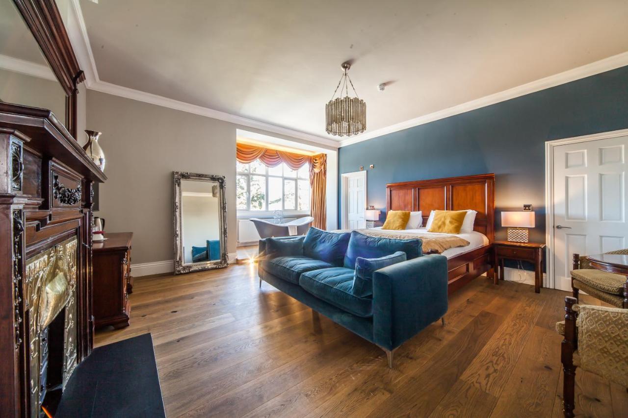 The Manor At Bickley Hotel Bromley Bagian luar foto