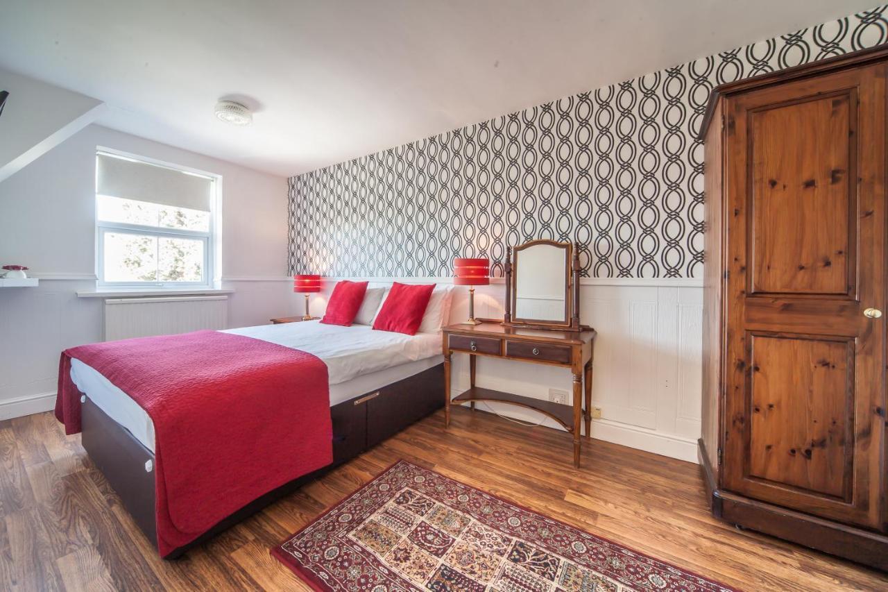 The Manor At Bickley Hotel Bromley Bagian luar foto