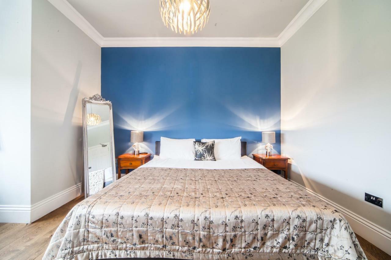 The Manor At Bickley Hotel Bromley Bagian luar foto