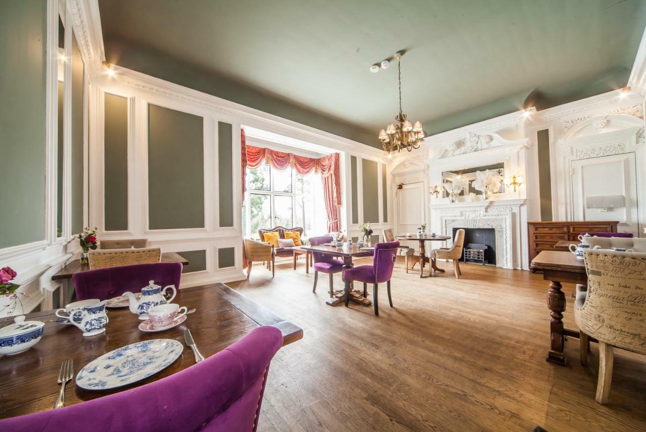 The Manor At Bickley Hotel Bromley Bagian luar foto