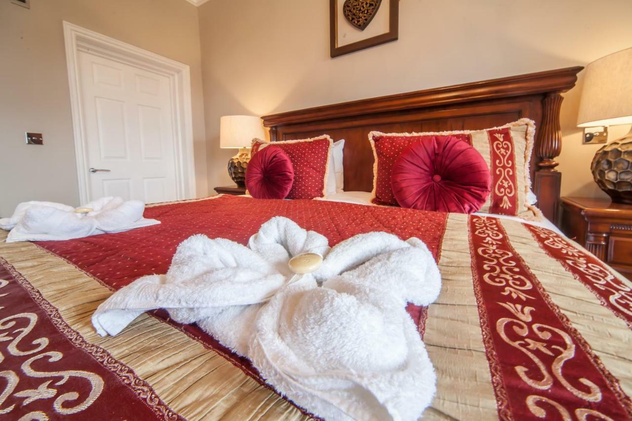 The Manor At Bickley Hotel Bromley Bagian luar foto